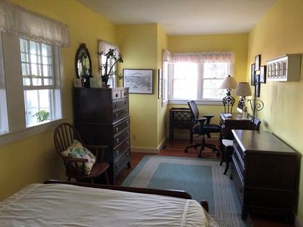 Edgartown, Ocean Heights Martha's Vineyard vacation rental - First floor bedroom