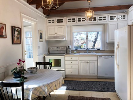 Edgartown, Ocean Heights Martha's Vineyard vacation rental - Eat-in kitchen