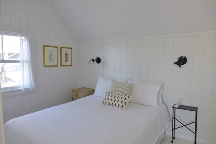 Oak Bluffs Martha's Vineyard vacation rental - 2nd Floor Queen bedroom