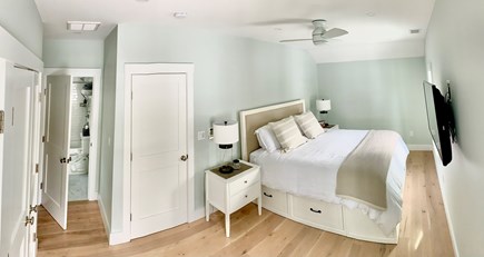 VIneyard Haven  Martha's Vineyard vacation rental - Master bedroom - king bed with private bathroom & large closets