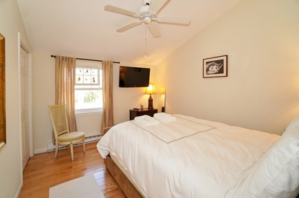 Vineyard Haven Martha's Vineyard vacation rental - 2nd Fl Double bedroom
