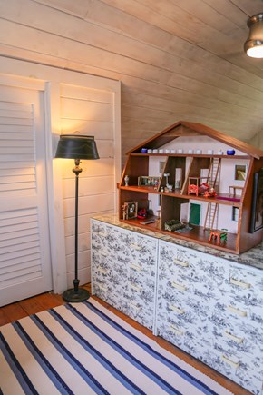Chilmark, Guest Cottage Martha's Vineyard vacation rental - Dollhouse partitions twin bed area