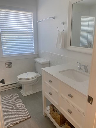 Katama-Edgartown Martha's Vineyard vacation rental - Bedroom 2 Bathroom