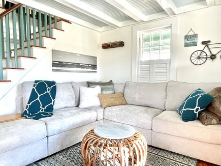 Oak Bluffs Martha's Vineyard vacation rental - Bright and sunny Livingroom