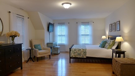 Edgartown Martha's Vineyard vacation rental - 2nd floor Master suite