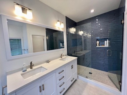 Aquinnah Martha's Vineyard vacation rental - Gorgeous newly redone bathrooms throughout the whole house