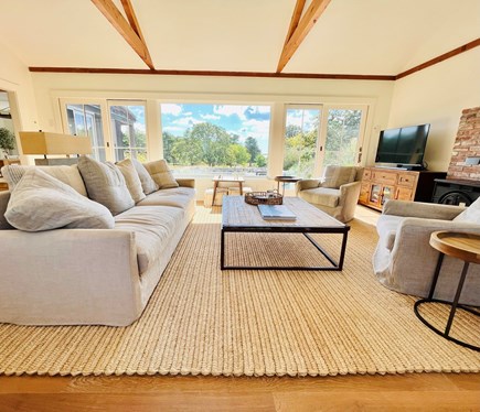 Edgartown Martha's Vineyard vacation rental - Living room