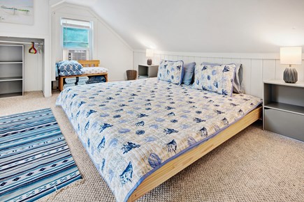 Edgartown Martha's Vineyard vacation rental - Second floor large bedroom, 2 twin beds or 1 king