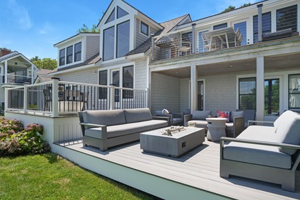 Oak Bluffs, Waterfront Home on Nantucket S Martha's Vineyard vacation rental - 
