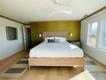 Seamist: Aquinnah Sunsets & Wa Martha's Vineyard vacation rental - Lower level bedroom 1