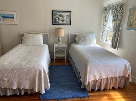 Chilmark, Abels Hill Martha's Vineyard vacation rental - Upstairs twin bedroom