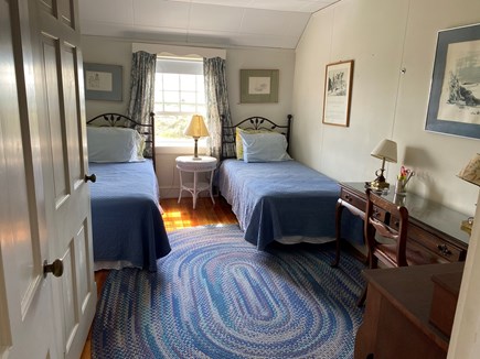 Chilmark, Abels Hill Martha's Vineyard vacation rental - 2nd Upstairs twin bedroom