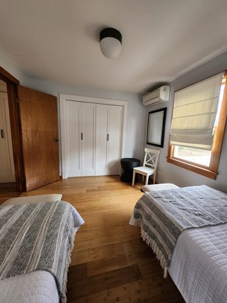 Oak Bluffs, Lagoon Heights Martha's Vineyard vacation rental - Spacious 2nd flr bedrooms
