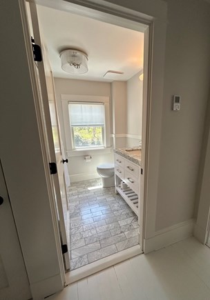 Vineyard Haven Martha's Vineyard vacation rental - 2nd floor full bath