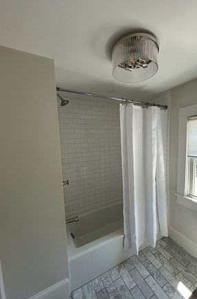Vineyard Haven Martha's Vineyard vacation rental - 2nd floor full bath