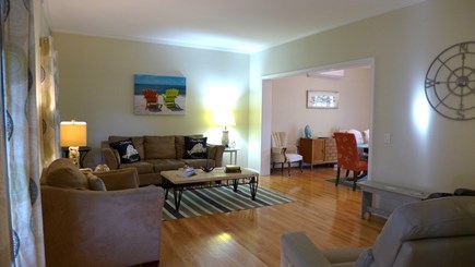 Oak Bluffs Martha's Vineyard vacation rental - Living room to enjoy family conversations