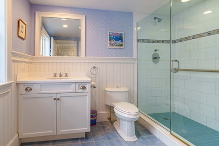 Edgartown Village Martha's Vineyard vacation rental - Shared Second Floor Bathroom