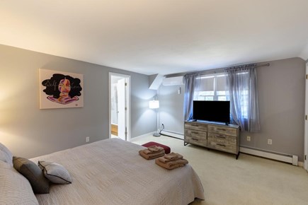 Edgartown Martha's Vineyard vacation rental - Upstairs king bedroom with en suite bath