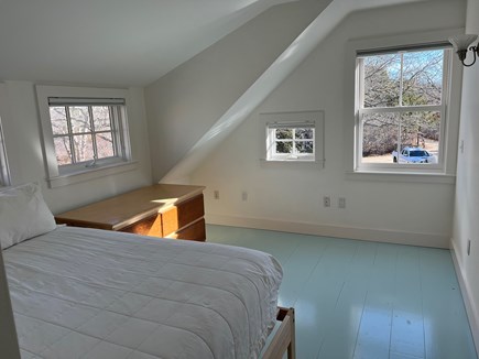 Chilmark: Quansoo Bright and A Martha's Vineyard vacation rental - Upstairs Bedroom 3