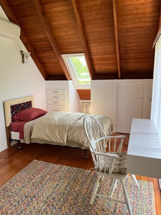 Chilmark Martha's Vineyard vacation rental - Wonderful serene bedroom