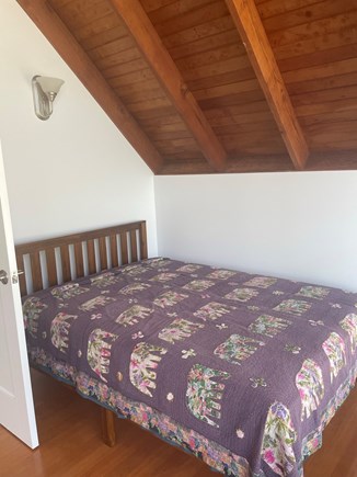 Chilmark Martha's Vineyard vacation rental - Upstairs bedroom