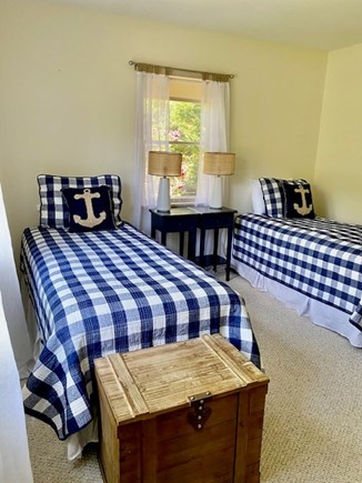 Oak Bluffs - Lagoon Pond Martha's Vineyard vacation rental - #2 XL twin bedroom can convert to king