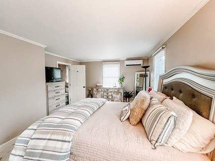 Edgartown, Long Point Martha's Vineyard vacation rental - Bedroom 1-Primary-King Bed, First Floor