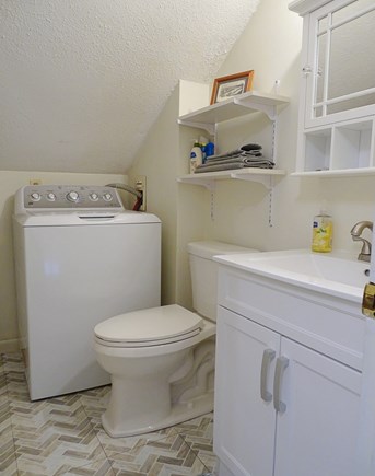 Vineyard Haven (West Chop) Martha's Vineyard vacation rental - Upstairs bath with shower, laundry 