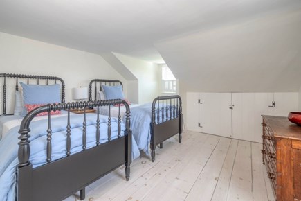 Edgartown Martha's Vineyard vacation rental - Twin Bedroom