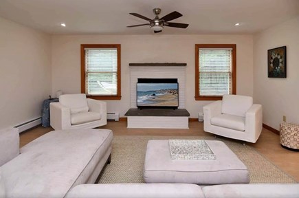 Oak Bluffs Martha's Vineyard vacation rental - Living room with TV