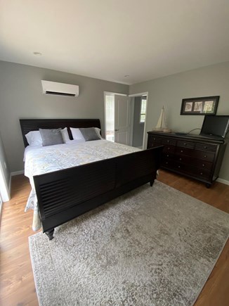 Edgartown, Near Airport Martha's Vineyard vacation rental - Downstairs primary bedroom