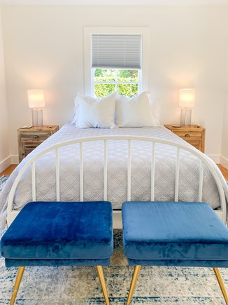 Vineyard Haven, West Chop Waterfront Martha's Vineyard vacation rental - Guest bedroom with en suite bath (First Floor - Queen)