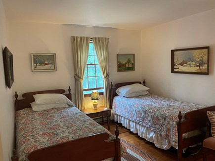 Edgartown Martha's Vineyard vacation rental - Second floor twin bedroom