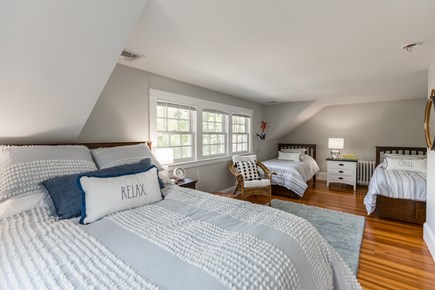 Edgartown Martha's Vineyard vacation rental - Guest Bedroom (Second Floor/Full and (2) twins