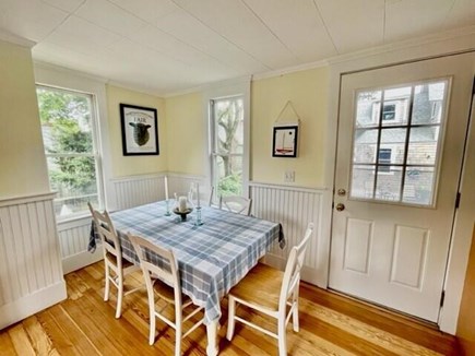Oak Bluffs Martha's Vineyard vacation rental - Kitchen table in breakfast nook area