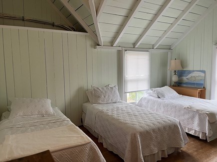 Oak Bluffs Martha's Vineyard vacation rental - 2nd floor 3 twin bedroom
