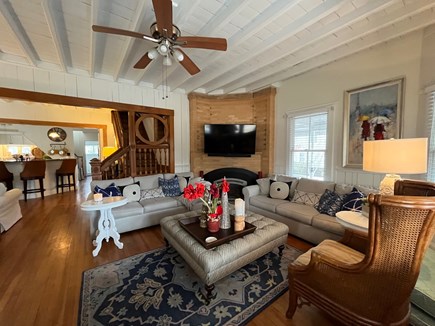 Oak Bluffs Martha's Vineyard vacation rental - Large cozy living room