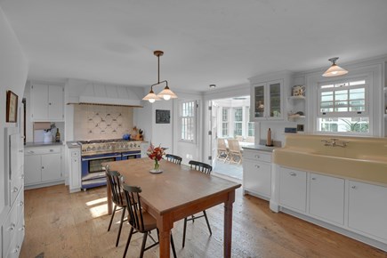 Waterfront in Vineyard Haven Martha's Vineyard vacation rental - Fully-equipped kitchen.