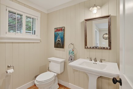 Oak Bluffs, Waterview Farm Martha's Vineyard vacation rental - Half Bath-First Floor