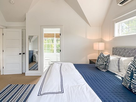 Edgartown Martha's Vineyard vacation rental - Second floor King bedroom with private bath (tub/shower)