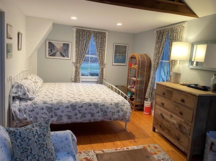 Chilmark Martha's Vineyard vacation rental - King size bedroom