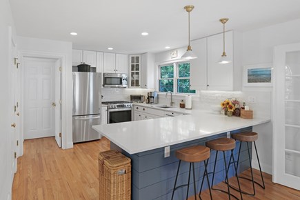 Edgartown Martha's Vineyard vacation rental - Renovated kitchen with all new appliances and breakfast bar