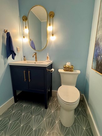 Edgartown Martha's Vineyard vacation rental - Bathroom