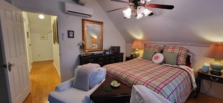 Oak Bluffs Martha's Vineyard vacation rental - Primary Bedroom w/ Queen