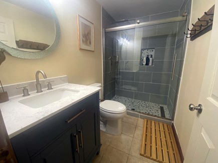 Edgartown Martha's Vineyard vacation rental - Second Floor Bathroom
