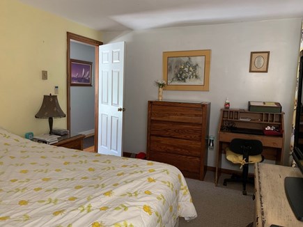 Edgartown Martha's Vineyard vacation rental - Downstairs bedroom with queen bed