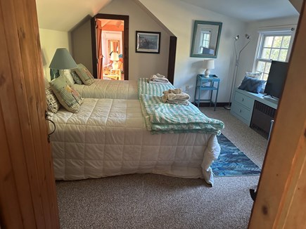 Katama, Edgartown Near South B Martha's Vineyard vacation rental - 2 twin beds, tv, this room can be opened to the apartment or not