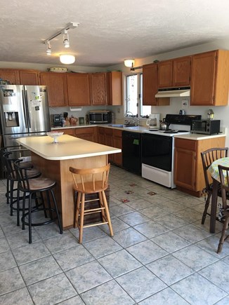 Edgartown Martha's Vineyard vacation rental - Full kitchen with island seating and dining room table