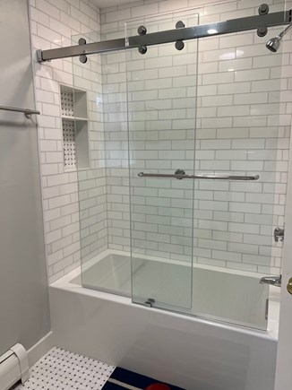 Edgartown Martha's Vineyard vacation rental - Upstairs Bathroom Shower