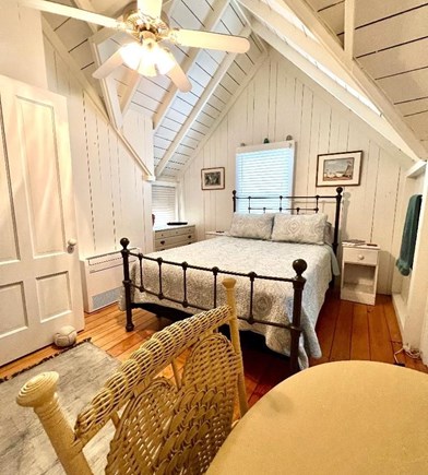 Oak Bluffs Martha's Vineyard vacation rental - Bright and spacious Queen bed
